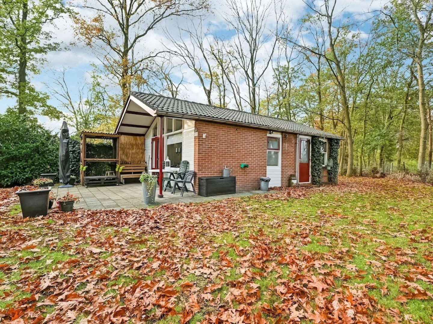 Secluded Holiday Home in Holten near Forest