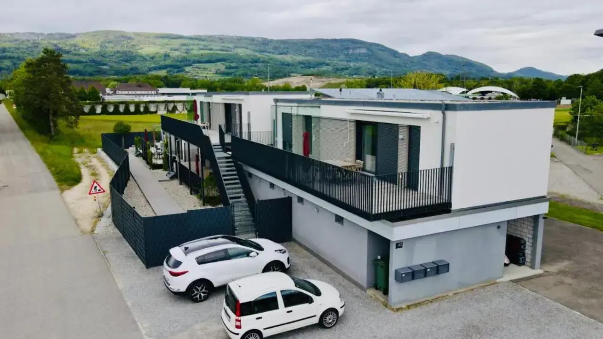 ZIMMERzuVERMIETEN in Deitingen Tiny House