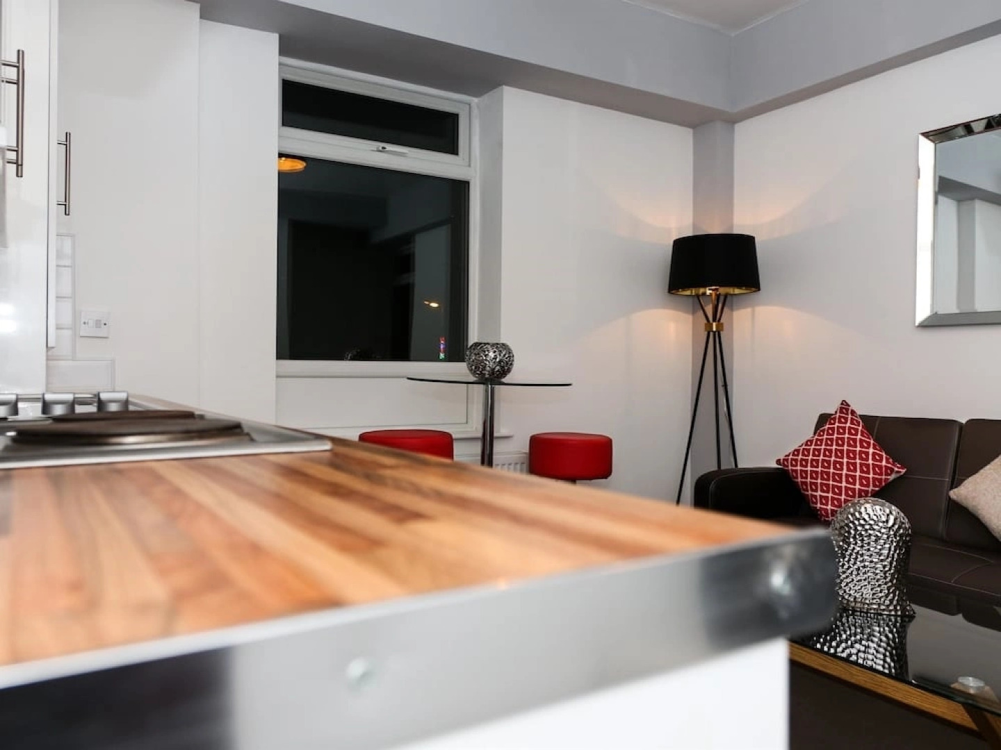 Alexander Apartments Roker