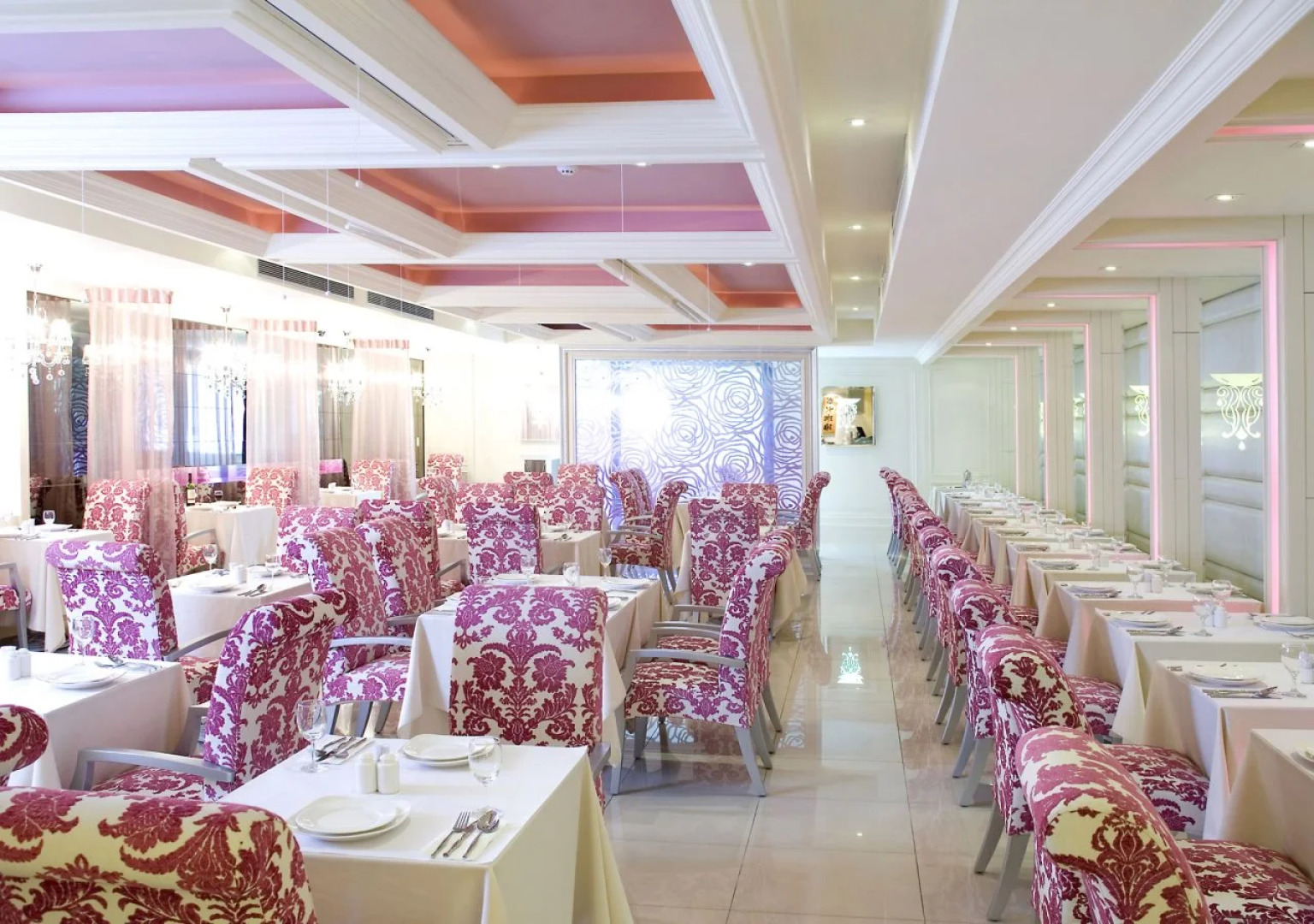 Yes Motel City Resort Paradise