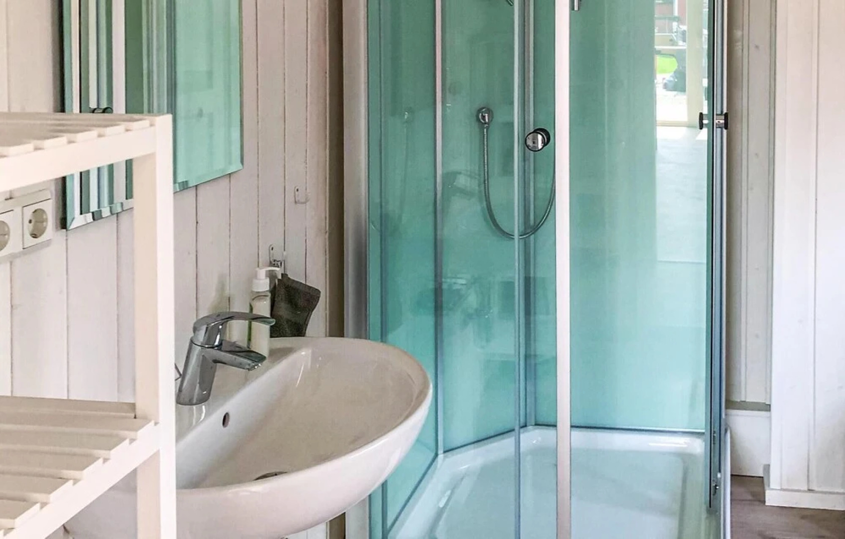 Amazing Home in Zerpenschleuse With Wifi and 2 Bedrooms