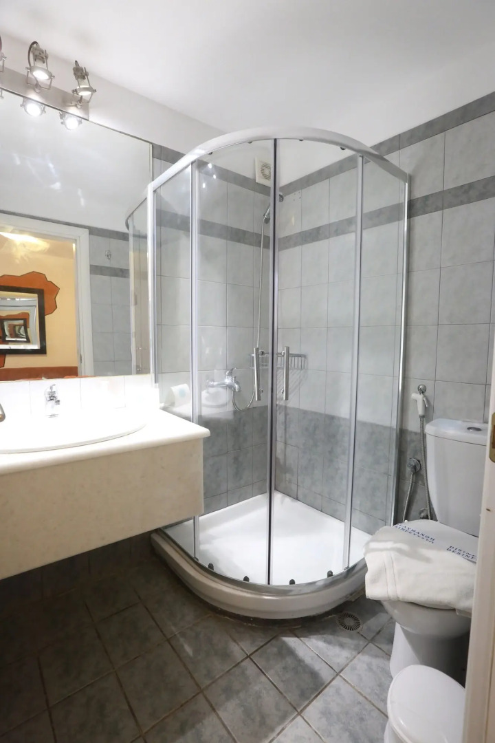 Sunrise Beach Suites