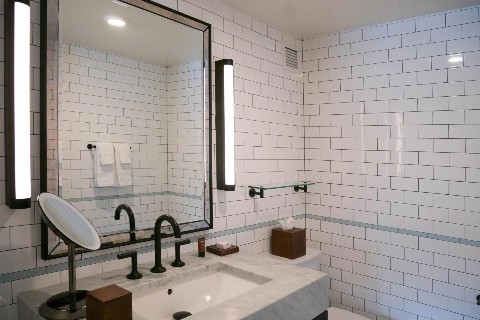 Hotel Theodore Seattle Downtown, Tapestry by Hilton