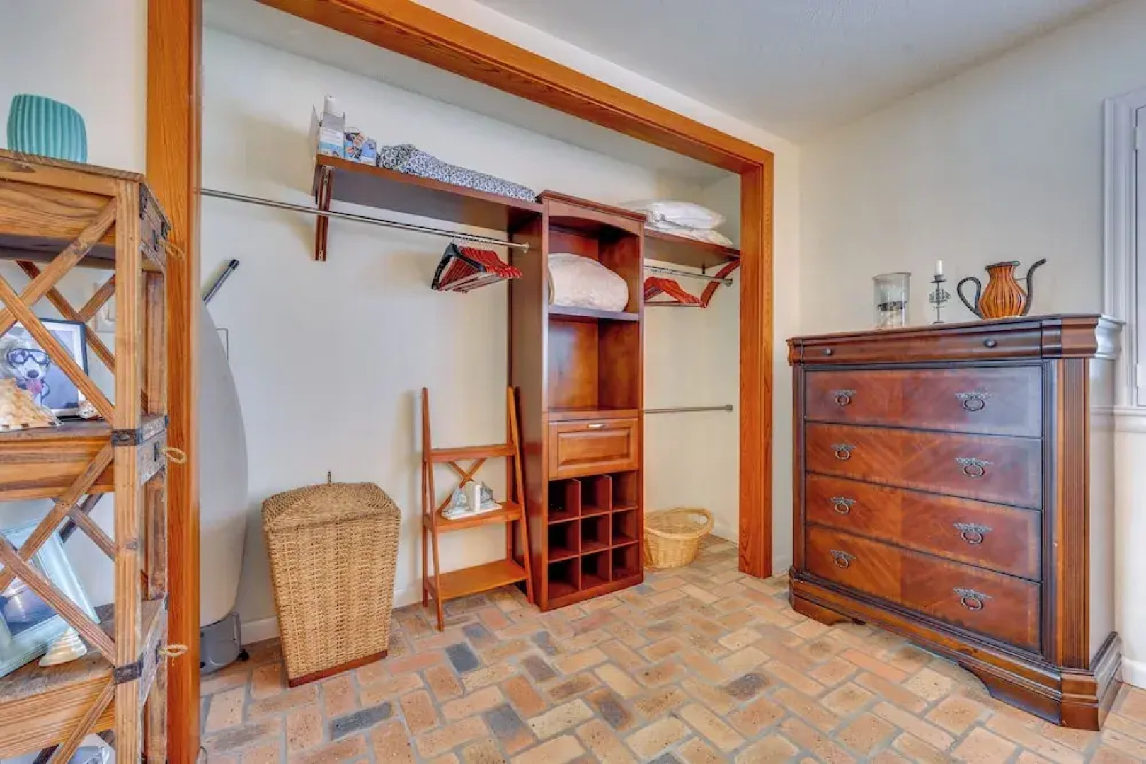 River-view Condo w/ Boat Slip in Welaka!