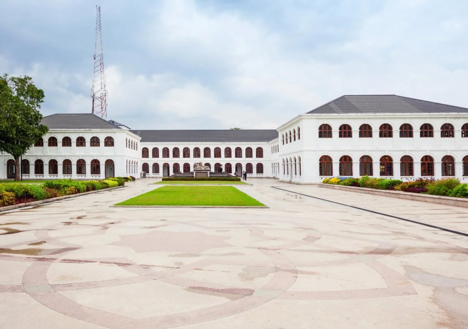 Grand Jaya Residence