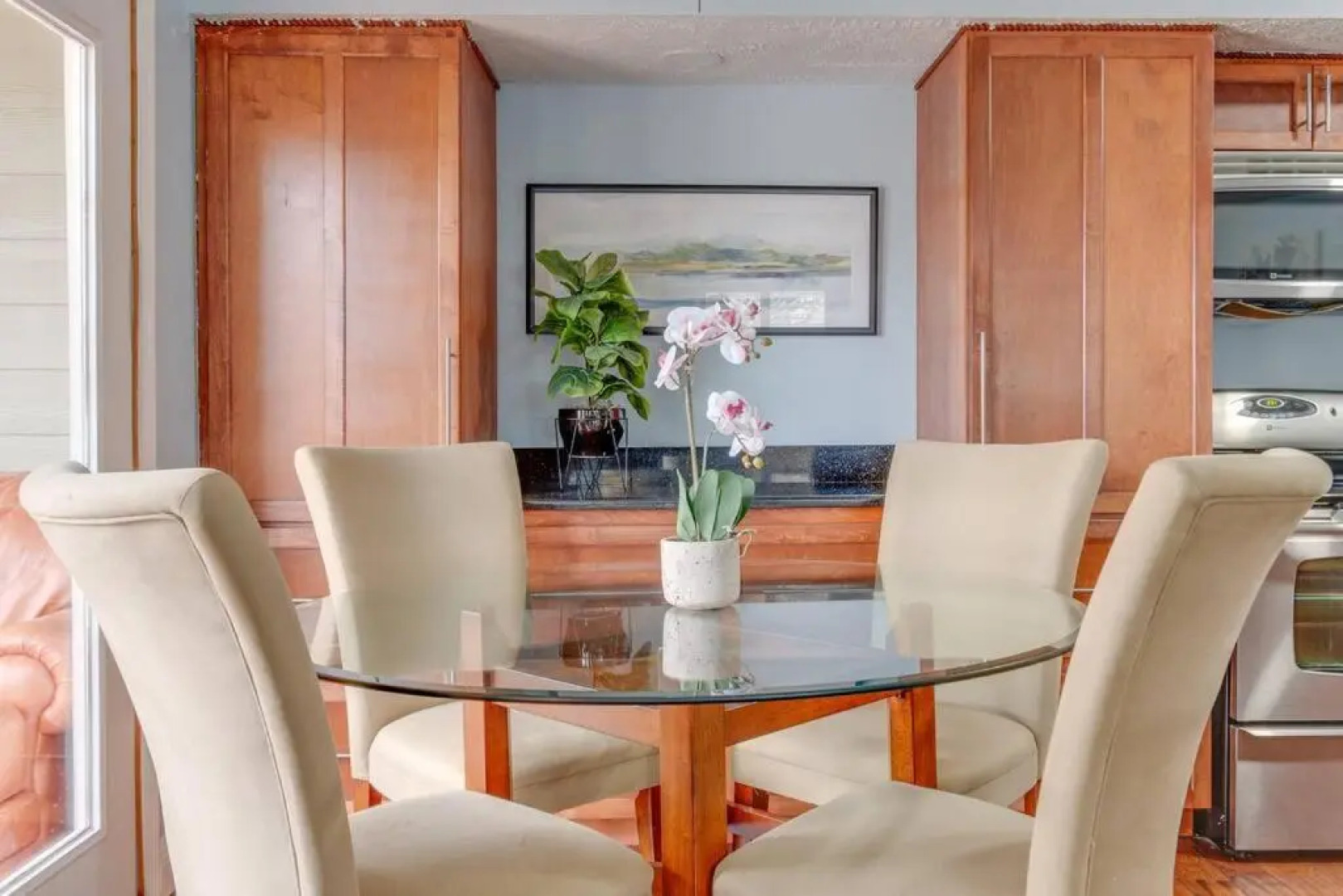 Cozy 3br/2bath vacation house at Lake Travis