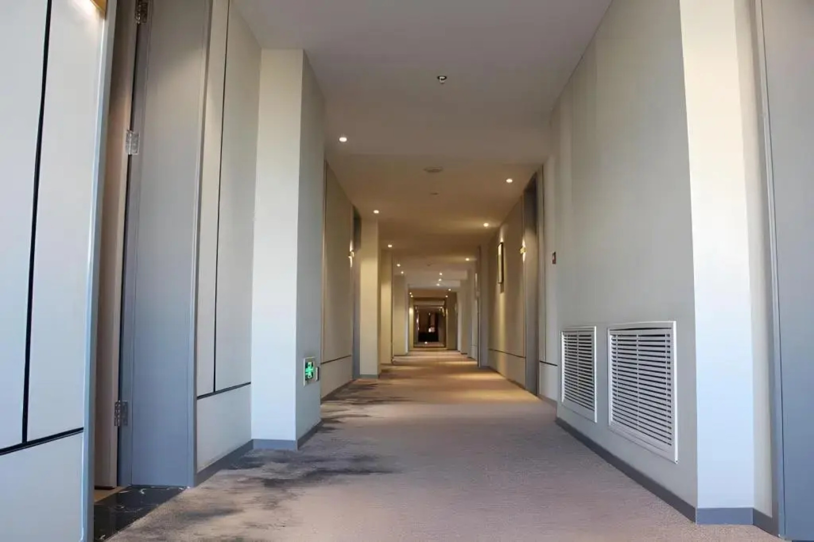 Homeinn Selected Hotel (Minzhong Street Baishan)