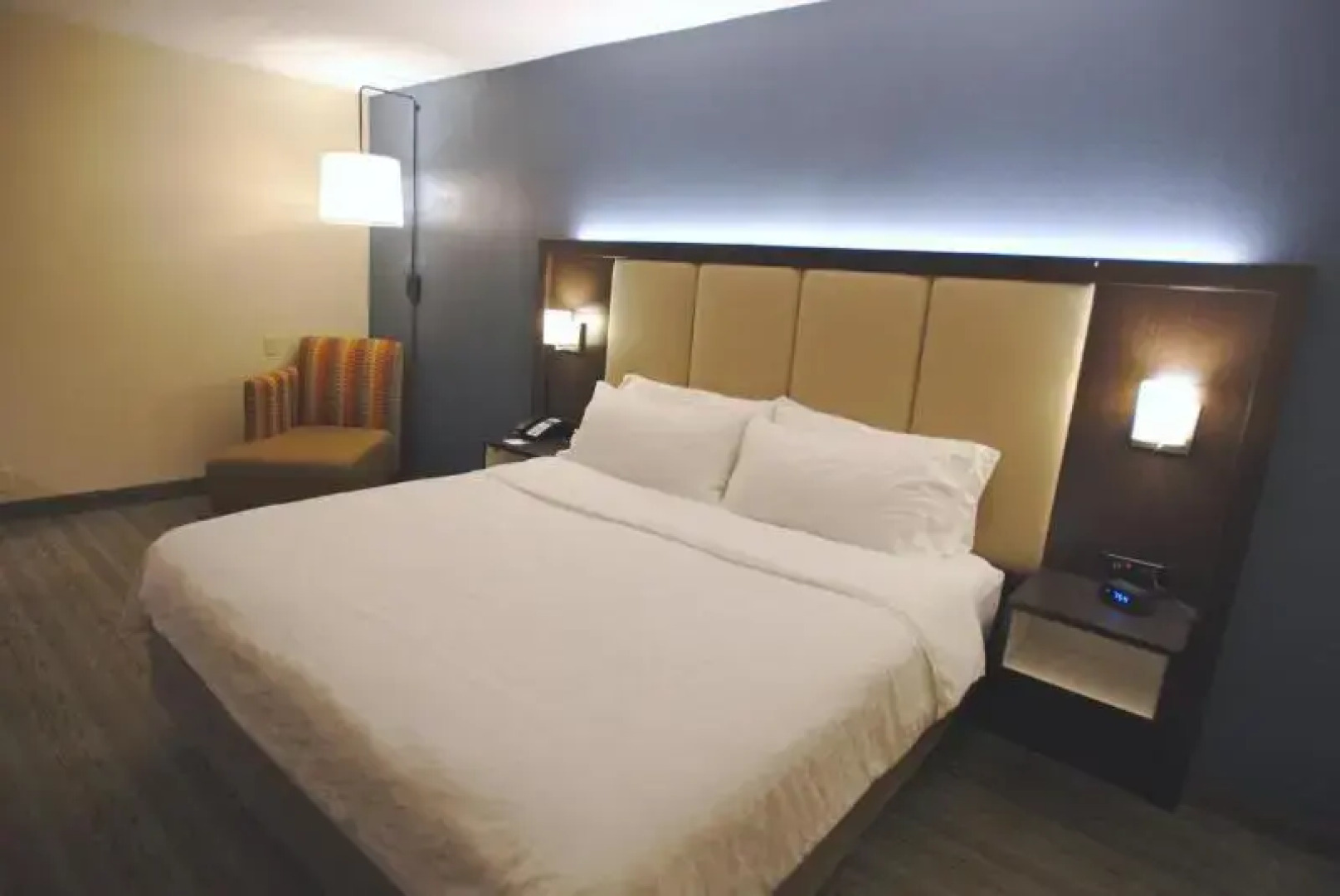 Holiday Inn Express Anderson I 85(Exit 27 Highway