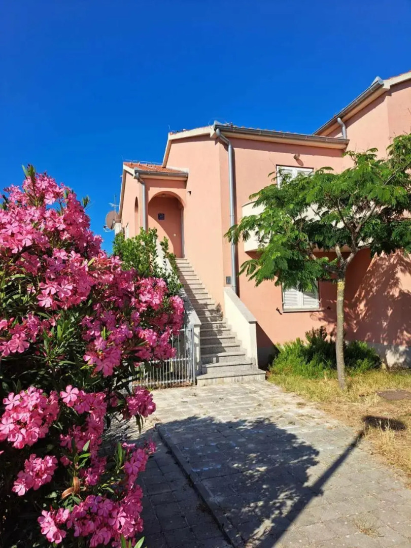 Apartments Melon Vodice