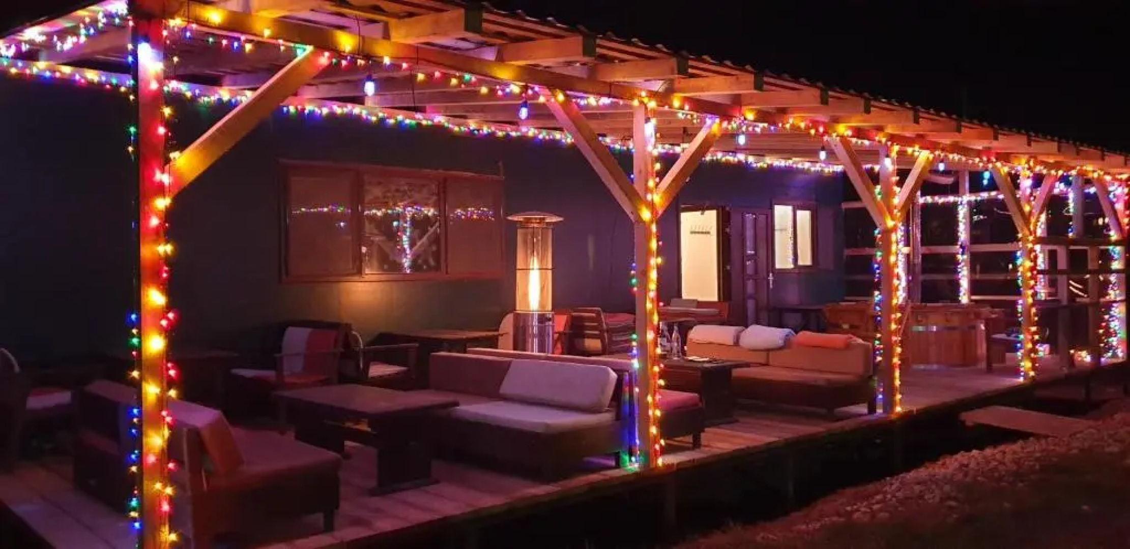 Hotel Plutitor Delta Ways