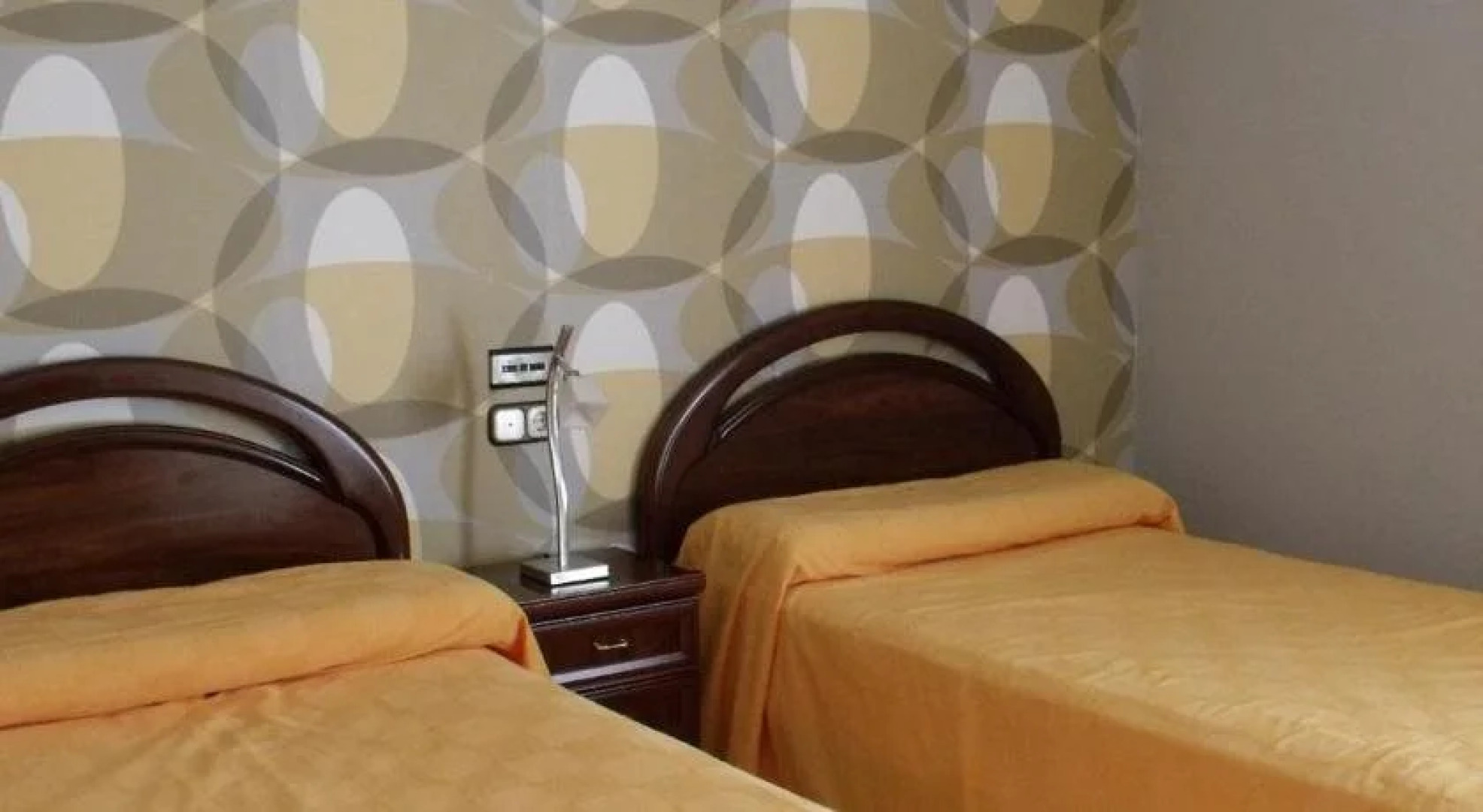 Hostal Salones Victoria