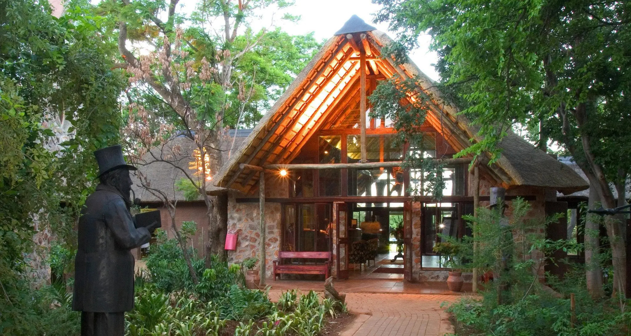 Kedar Heritage Lodge, Conference Centre & Spa