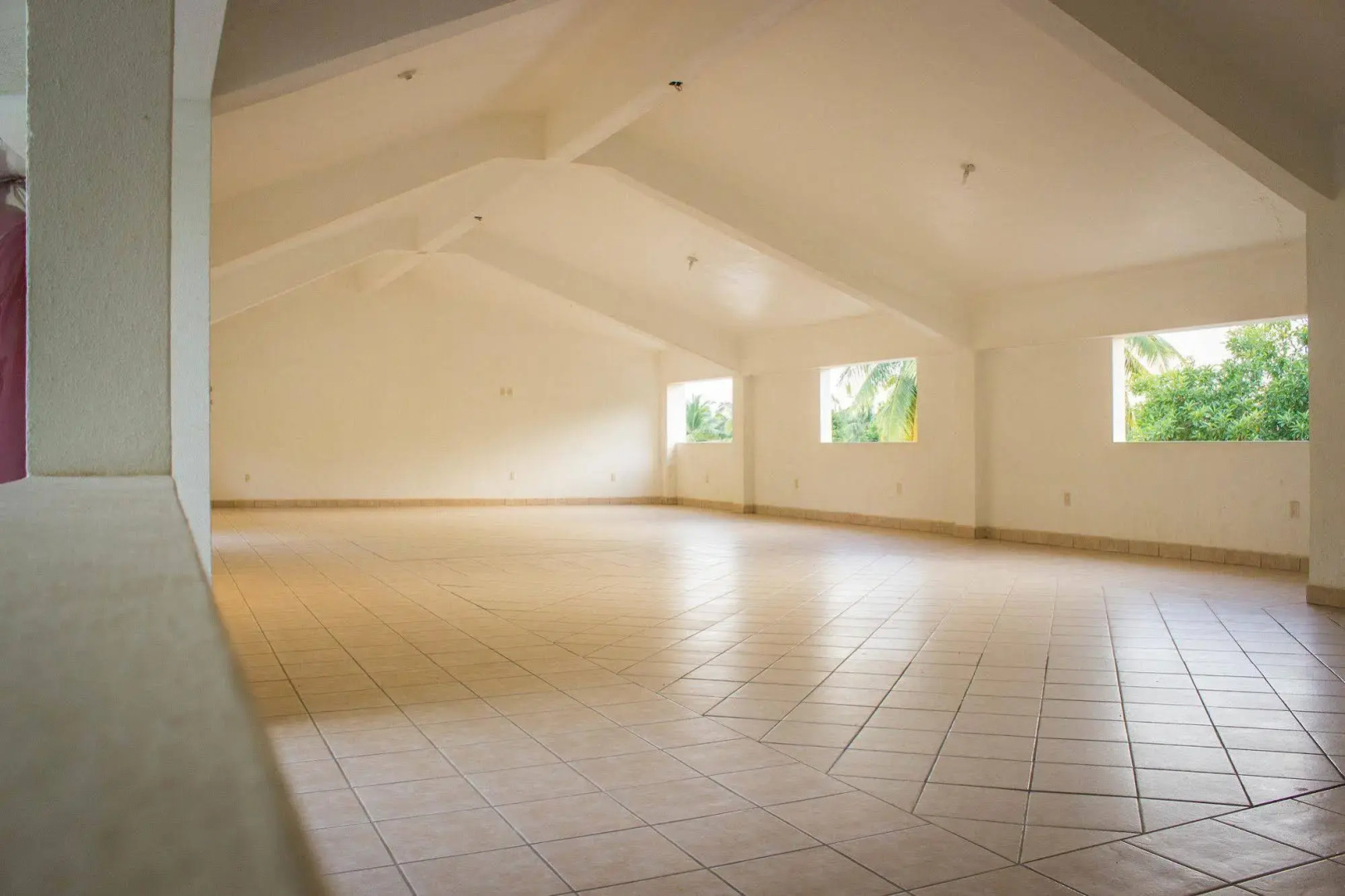 Suites & Hotel Punta Esmeralda