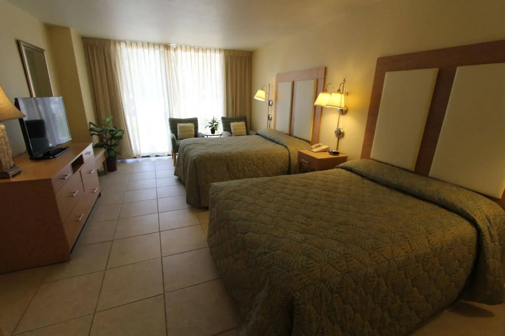 Royale Beach and Tennis Club