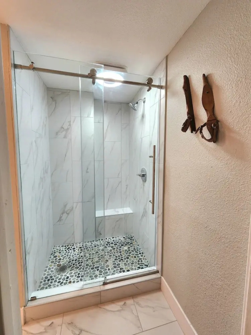 Bear Cave in Shaver Lake