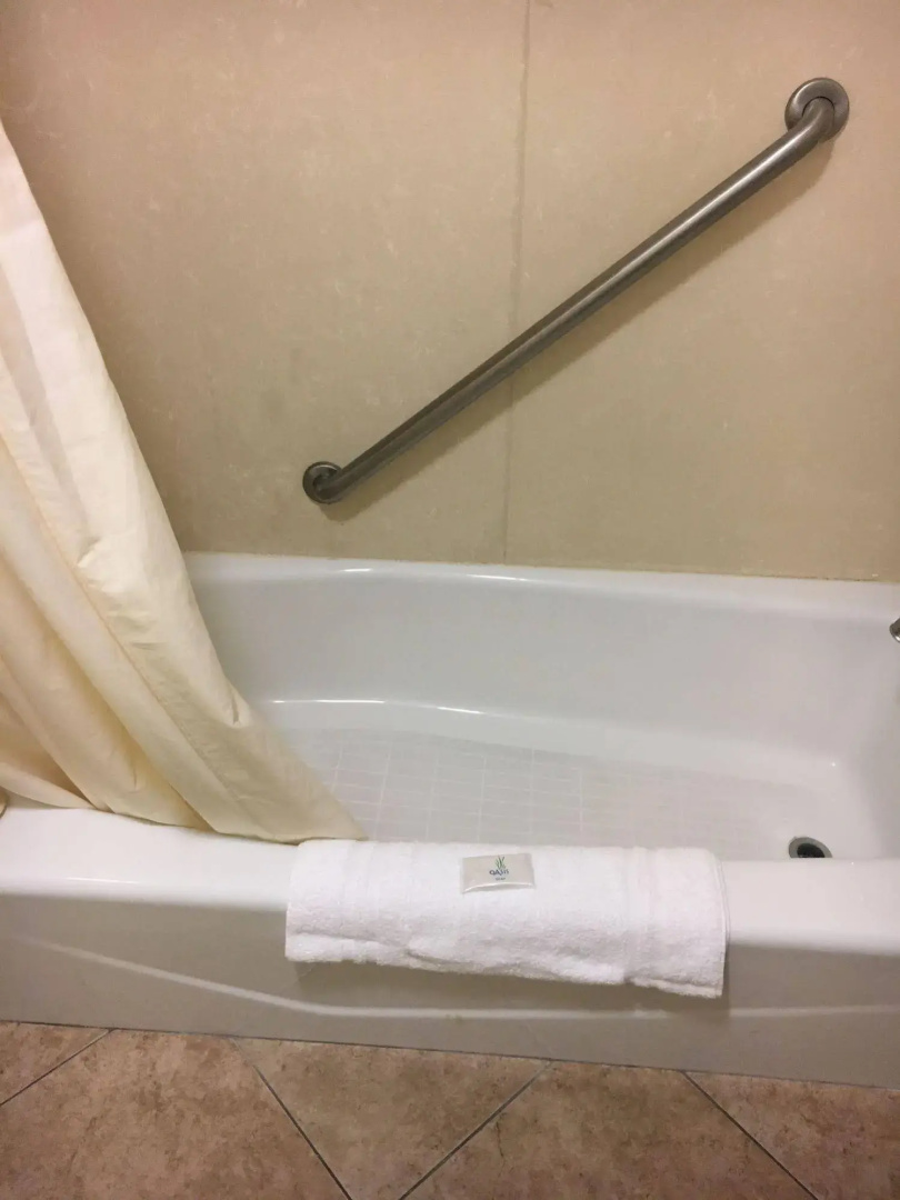 Garden Inn & Suites