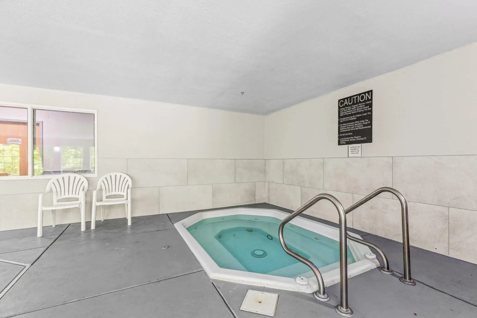 Quality Inn & Suites On the River