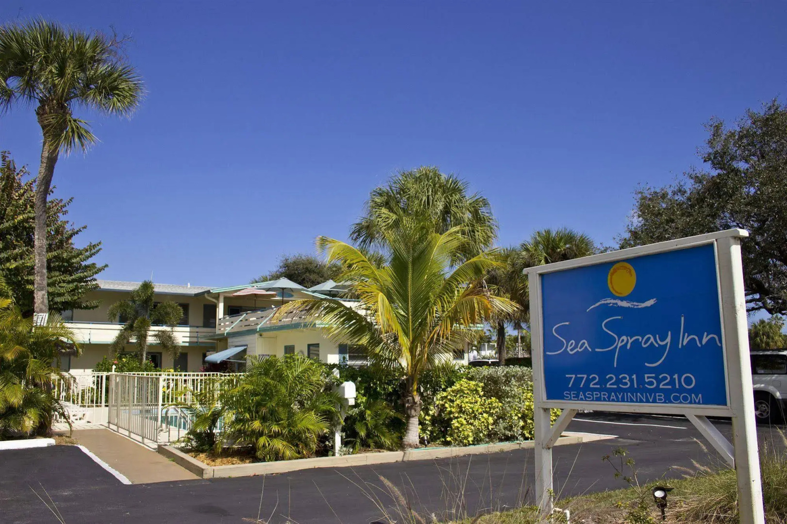 Seaspray Surf Lodge