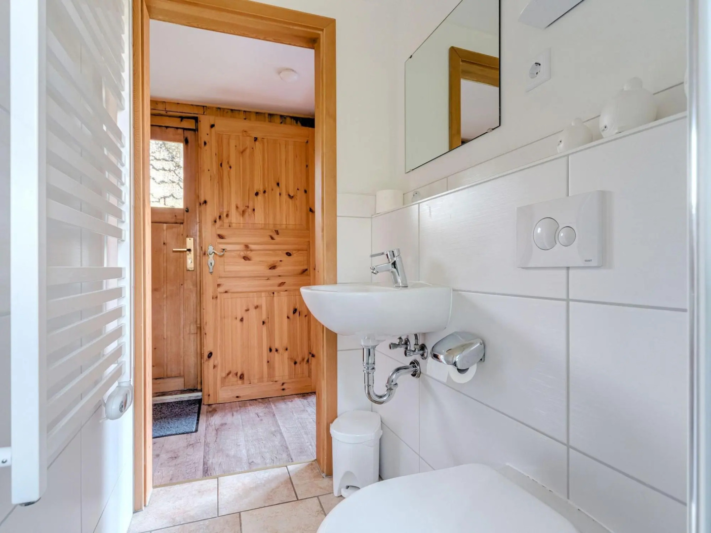 Hideaway With Lakeside Leisure