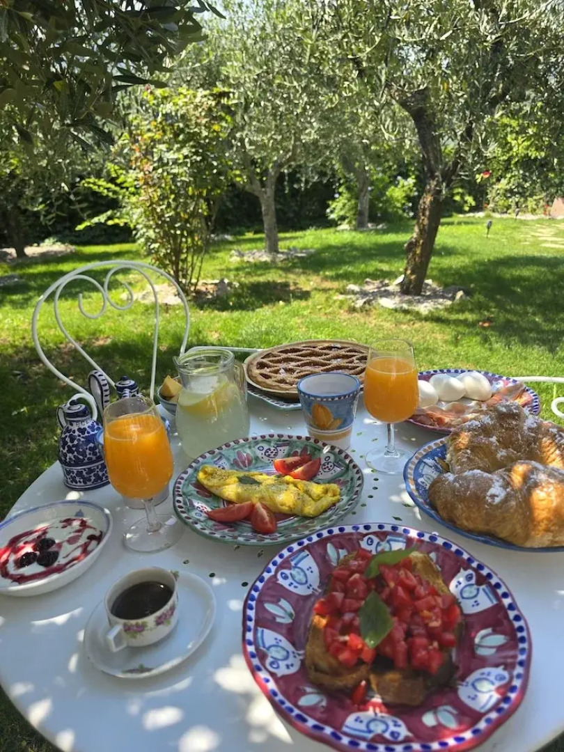 Tramonti Divini Amalfi Country House