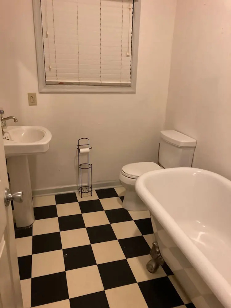 Enjoy This Home Away From Home Just Relax in This Charming Farm House Thank You