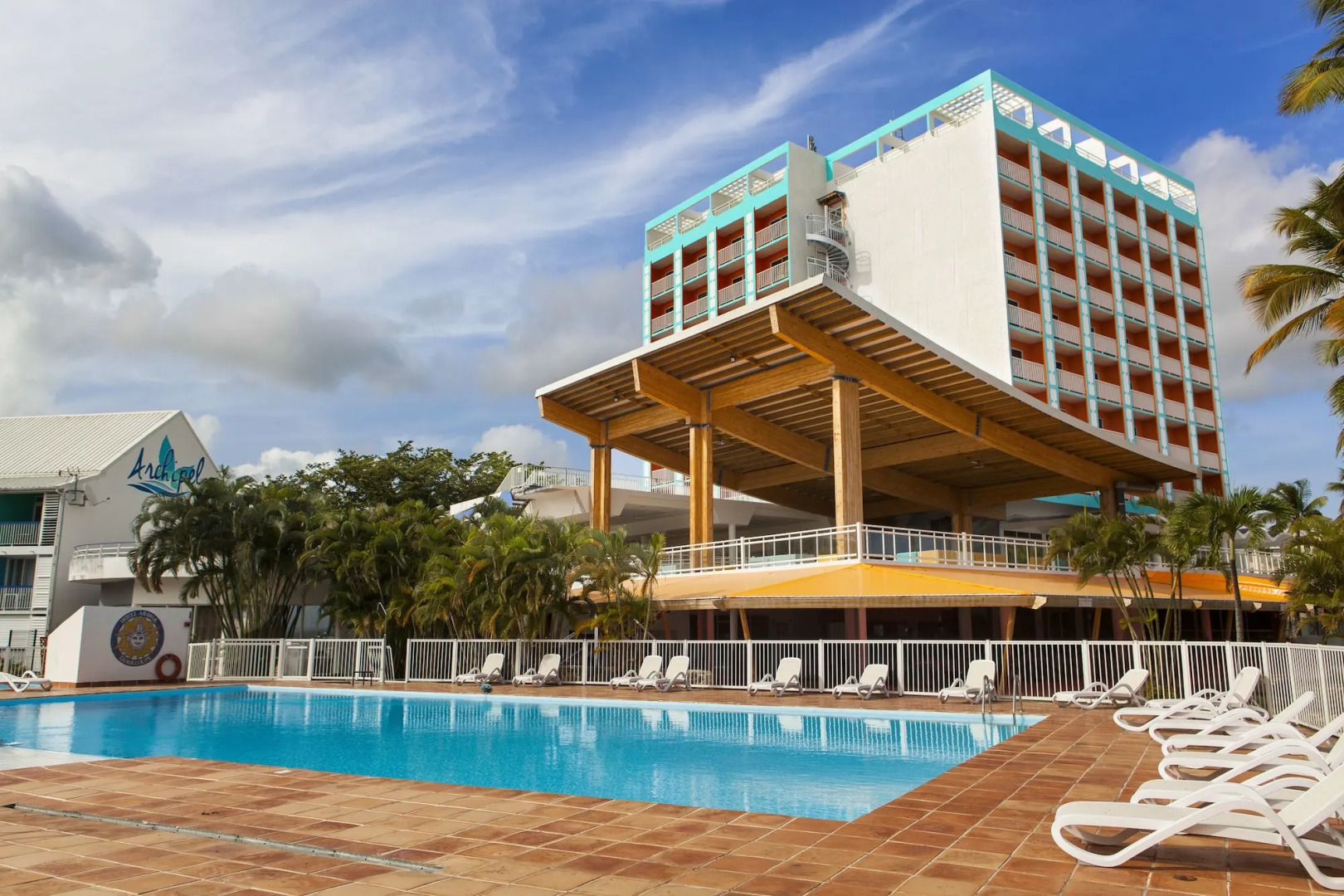 Hotel Arawak Beach Resort