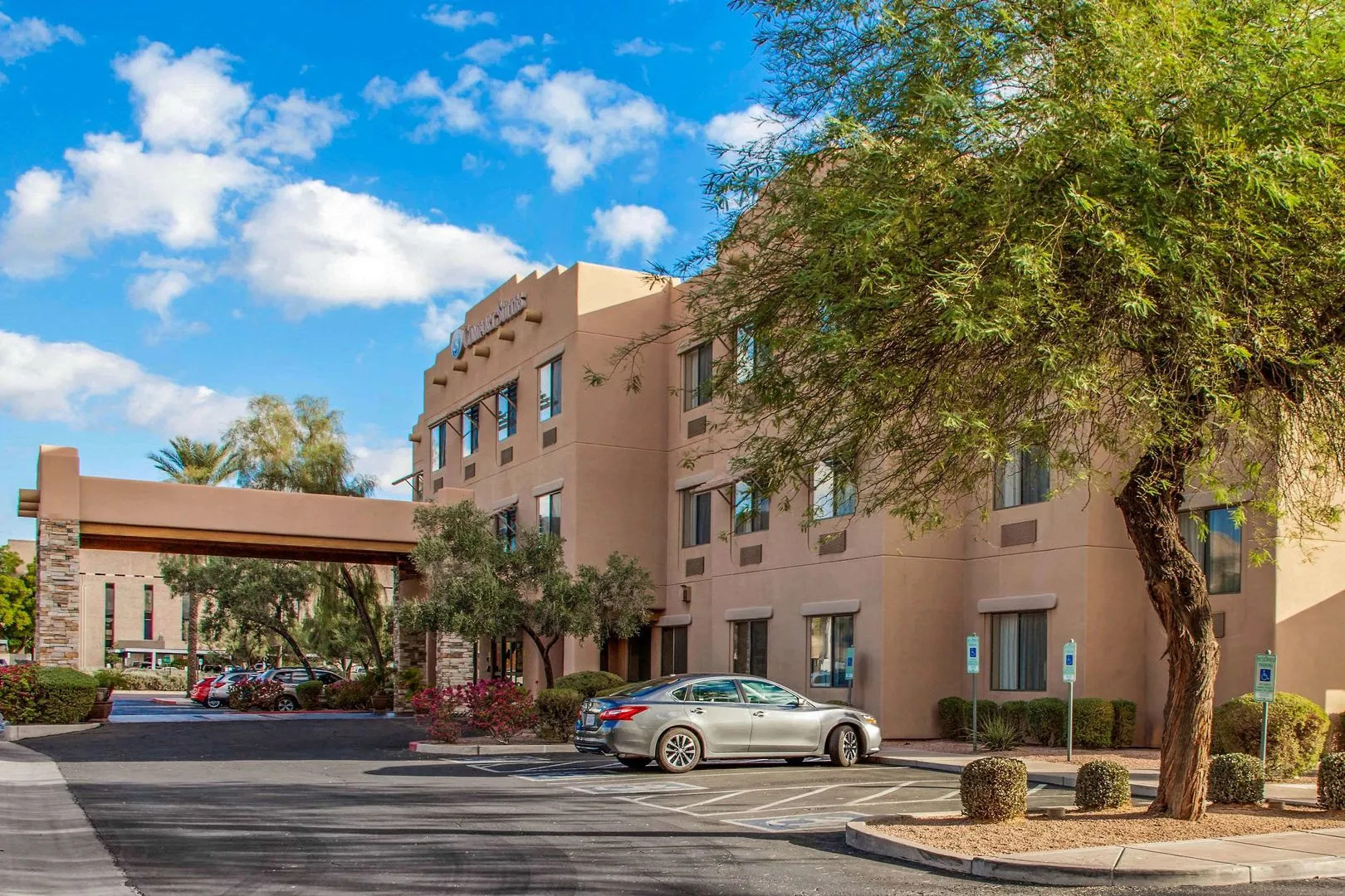 Fairfield Inn & Suites by Marriott Scottsdale Old Town