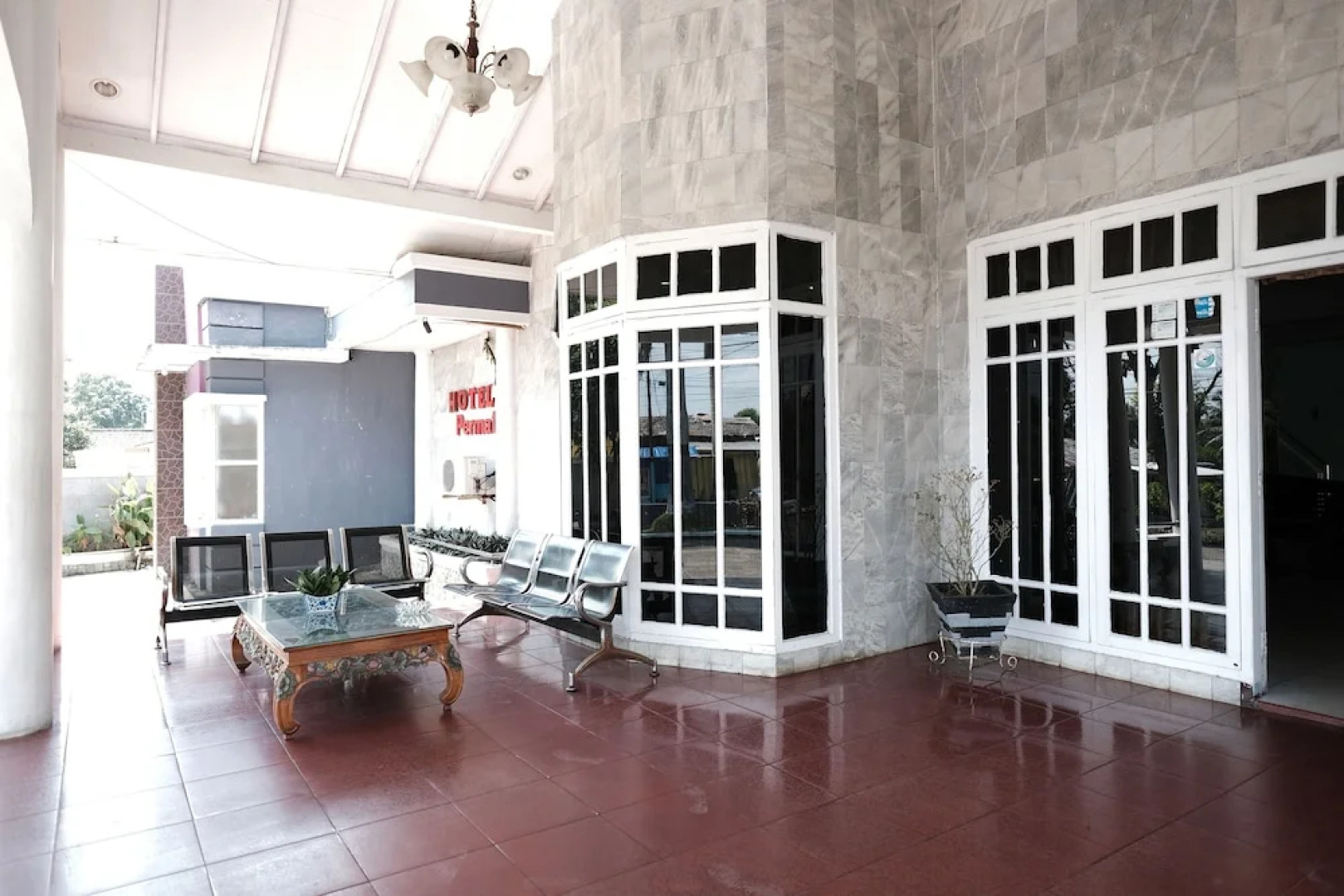 RedDoorz near RSUD Kolonel Abundjani Bangko