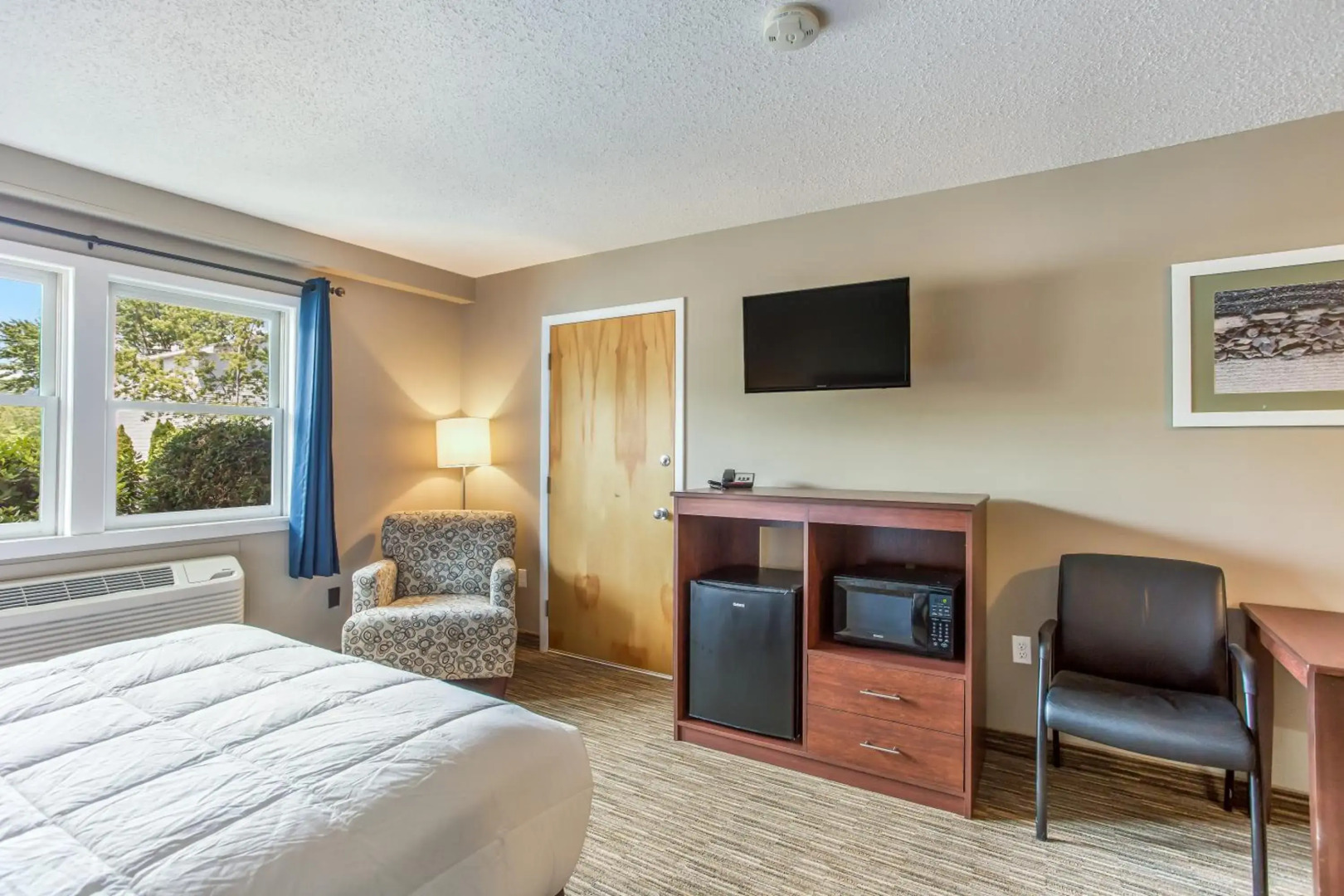 Quality Inn & Suites Gorham Riverside