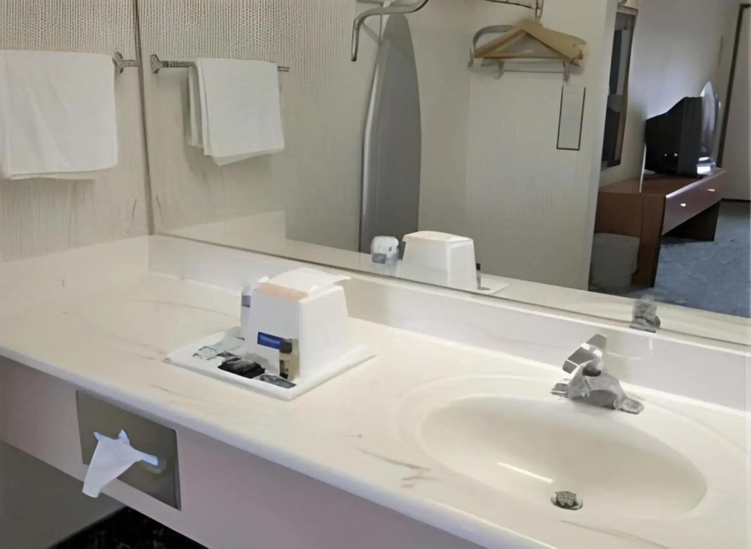 Travelodge by Wyndham Lynwood