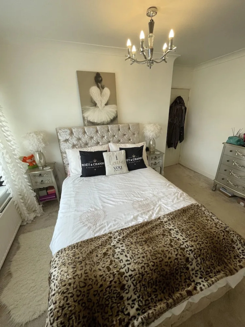 Beautiful 2-bed Bungalow in Canvey Island