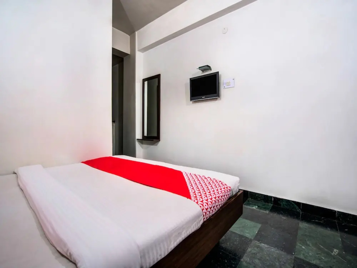 OYO 26211 Sekhar's Rest House