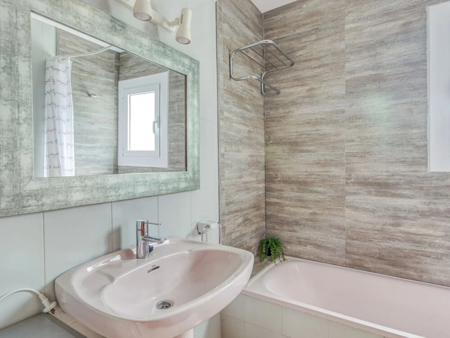 Welcoming Villa in Olivella with Swimming Pool