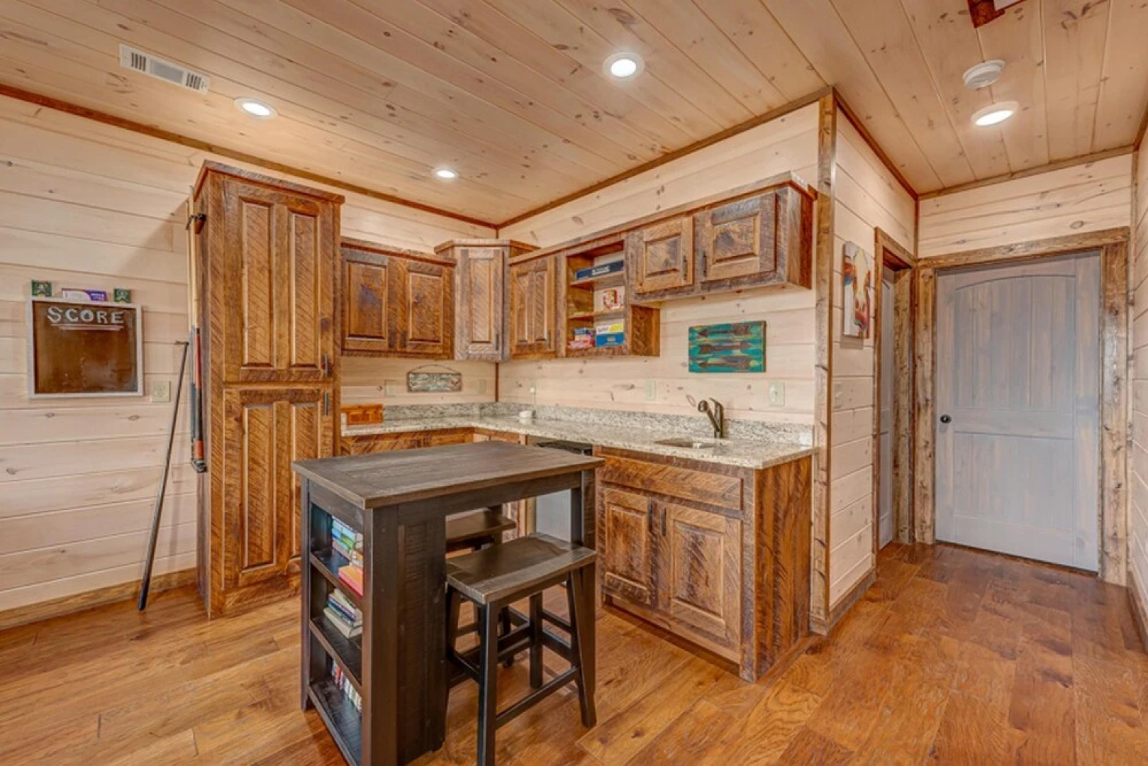 Blue Moon Lodge by Escape to Blue Ridge