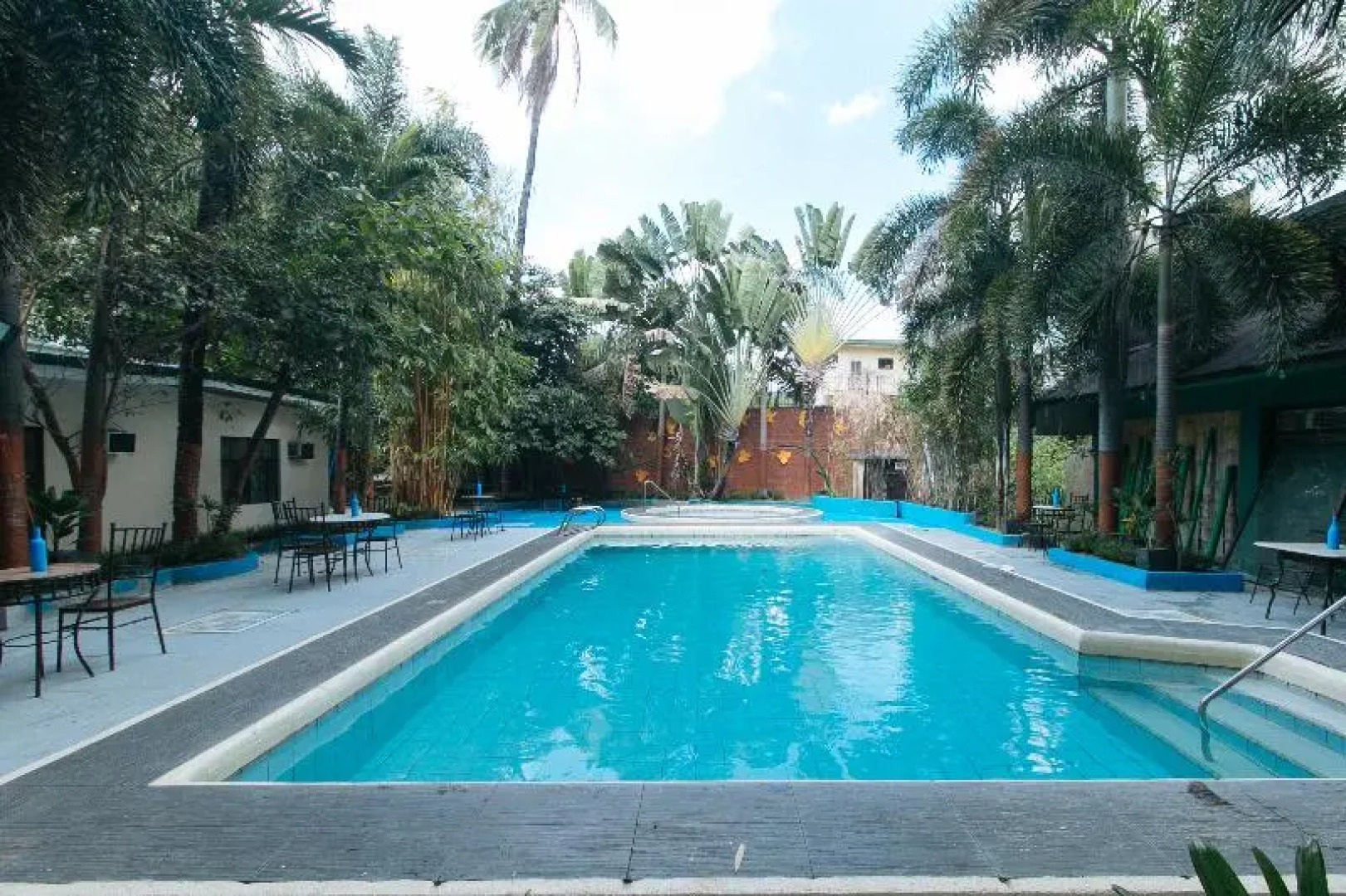 Reddoorz @ The V'jour Hotel Angeles