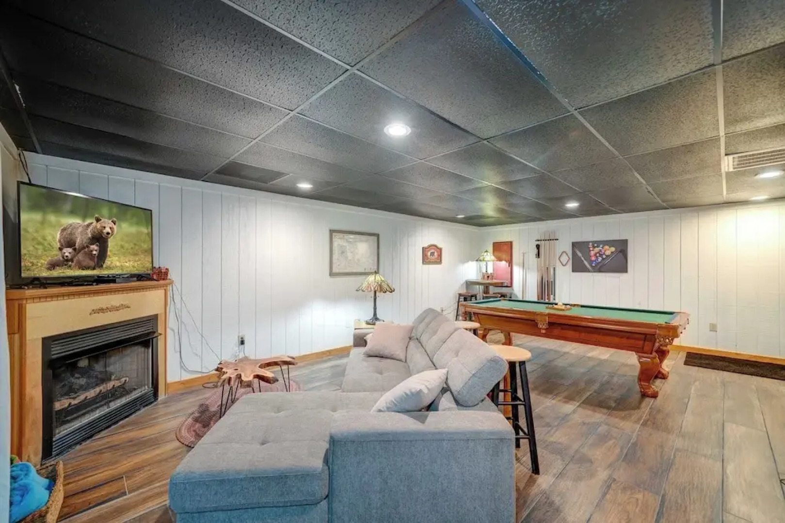 Bear Track Falls Peaceful, Quiet Mtn. Retreat!