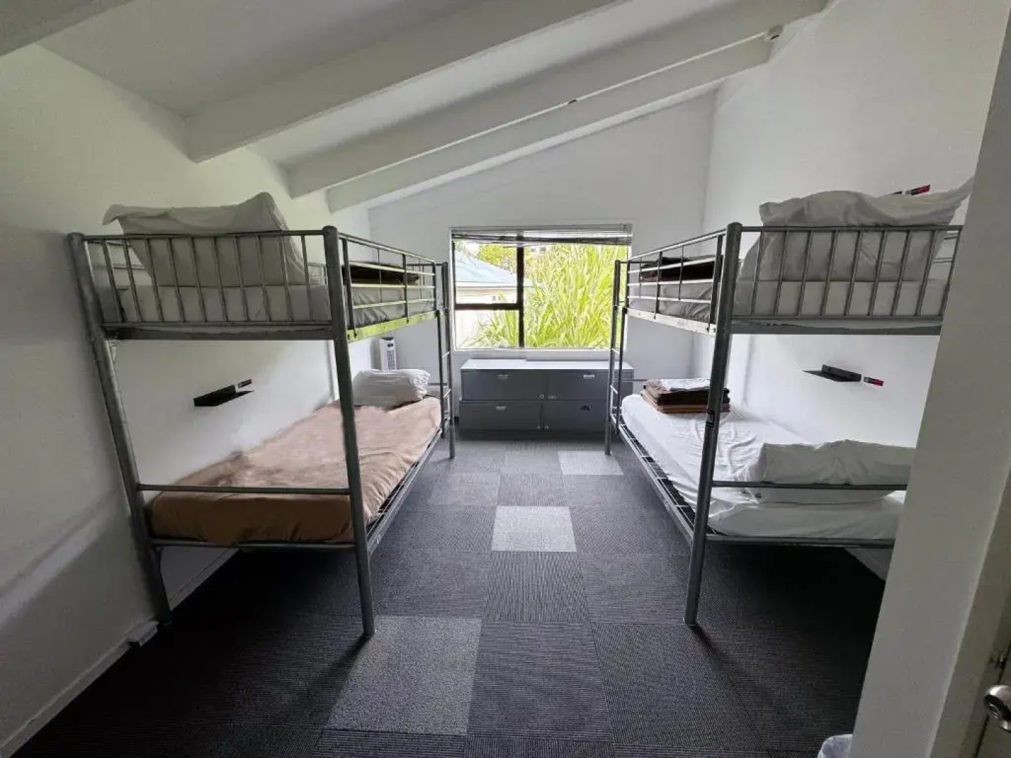 Waiheke Backpackers Hostel