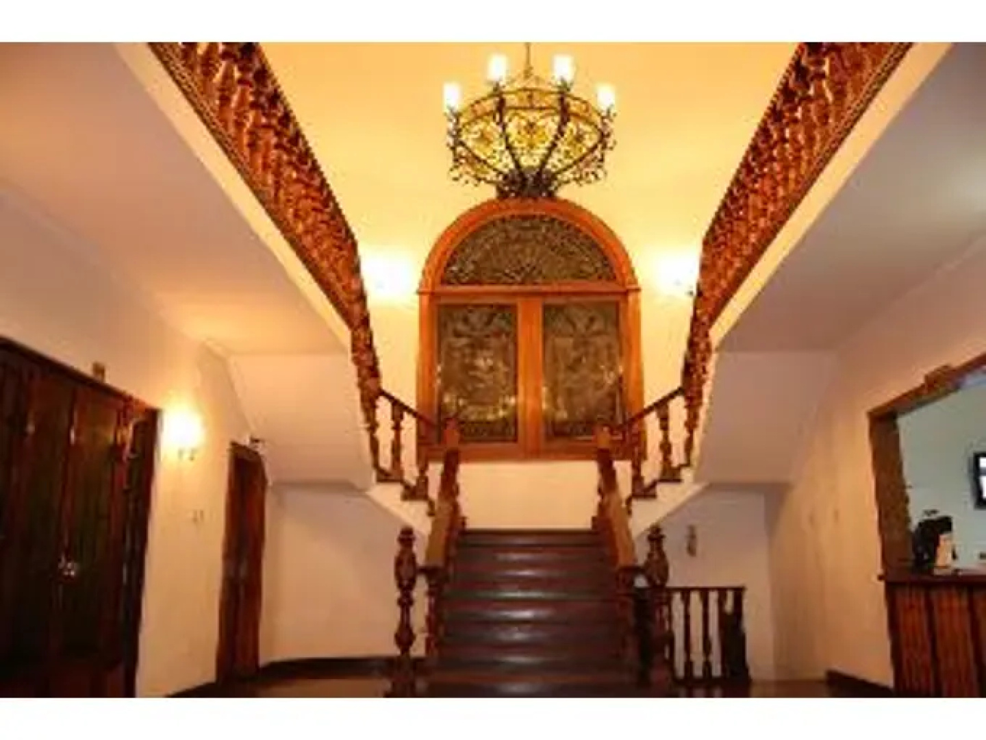 Hotel Divasto