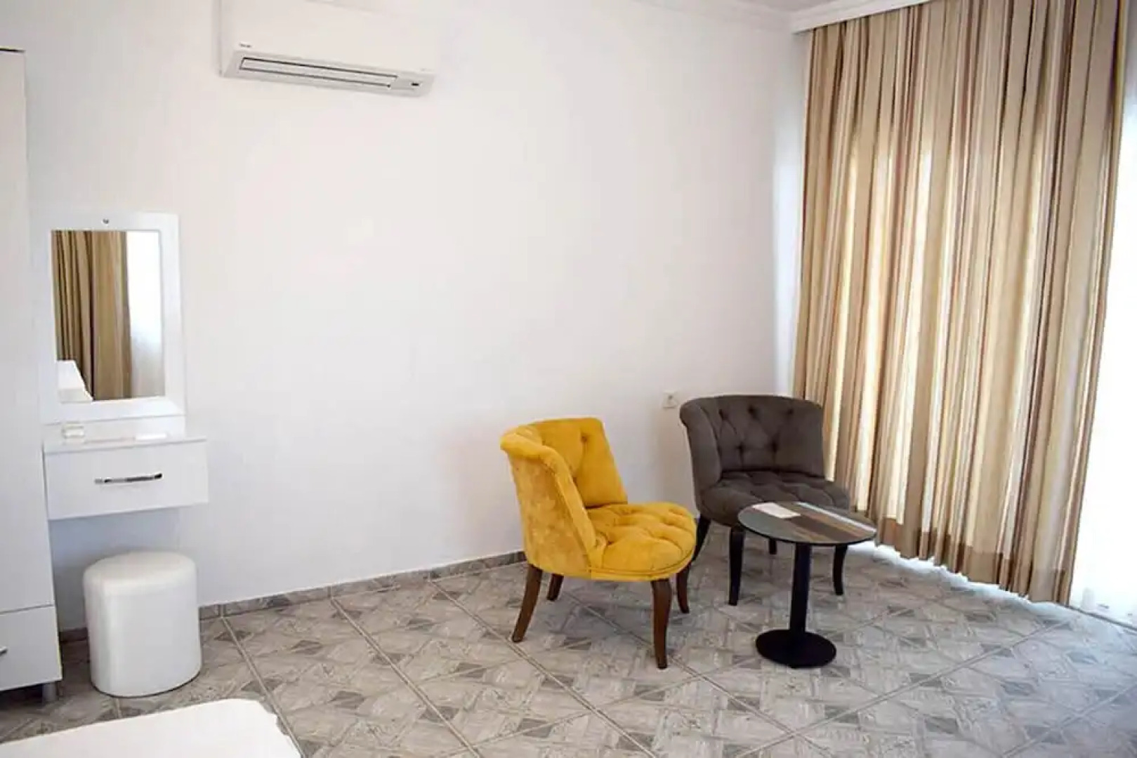 Saranda Teras Pansiyon