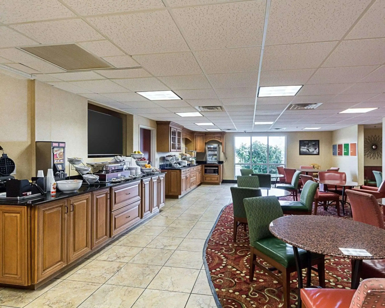 Comfort Suites Airport