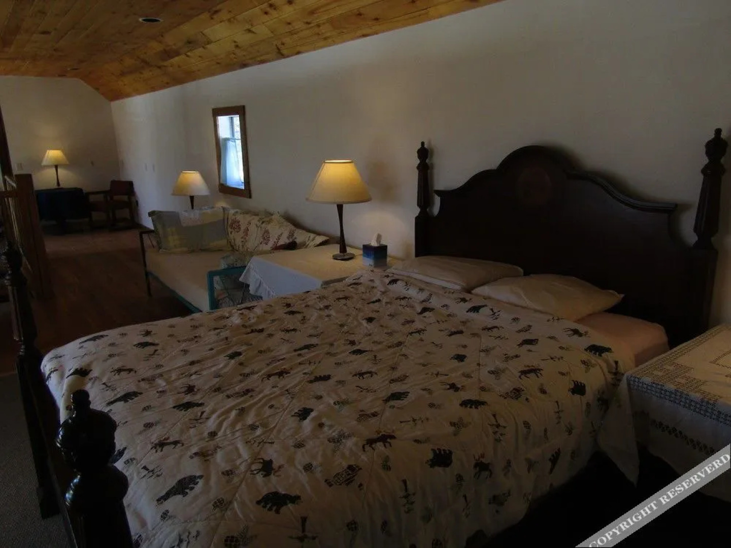 Snowmansion Taos Hostel Ski Lodge Inn & Campground