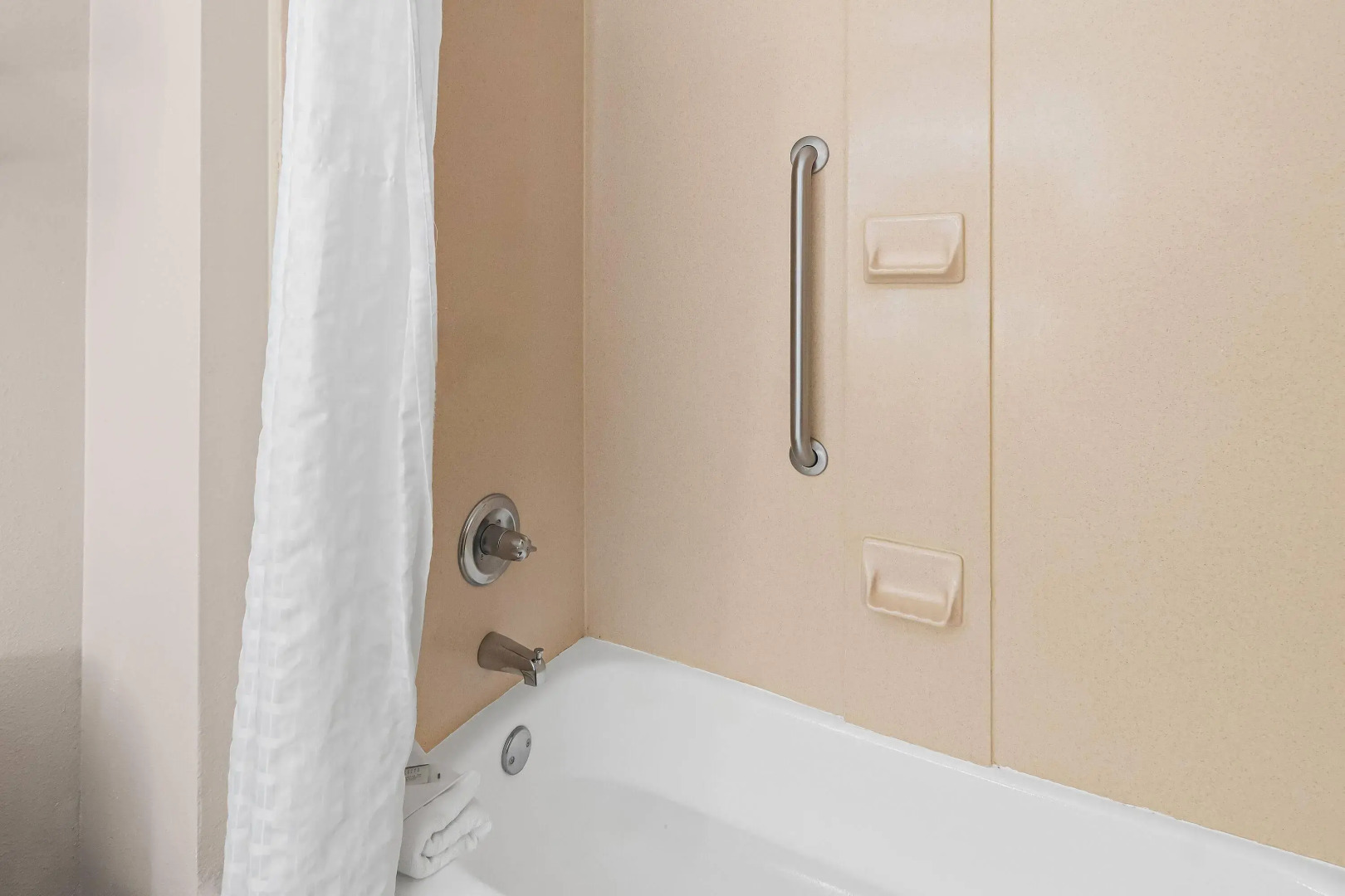 Super 8 by Wyndham Fort Worth Stockyards