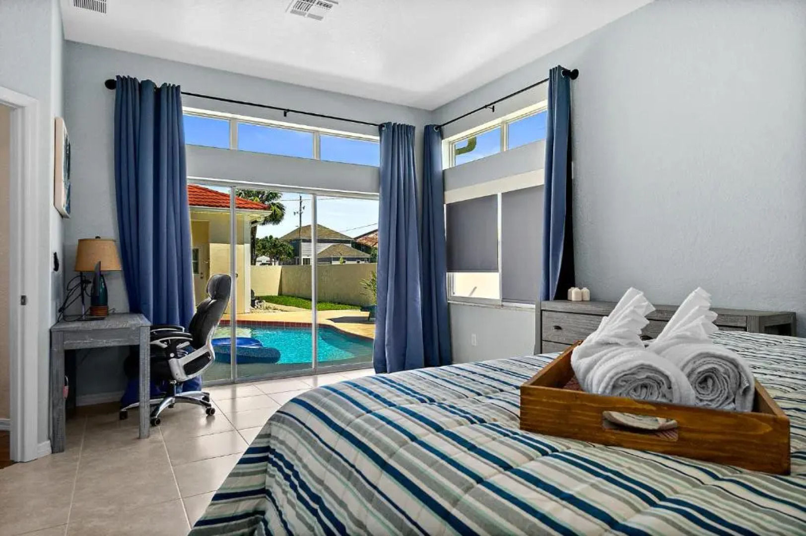 HIP 2 mstrs, pvt htd slt pool/SPA, 2min wlk beach