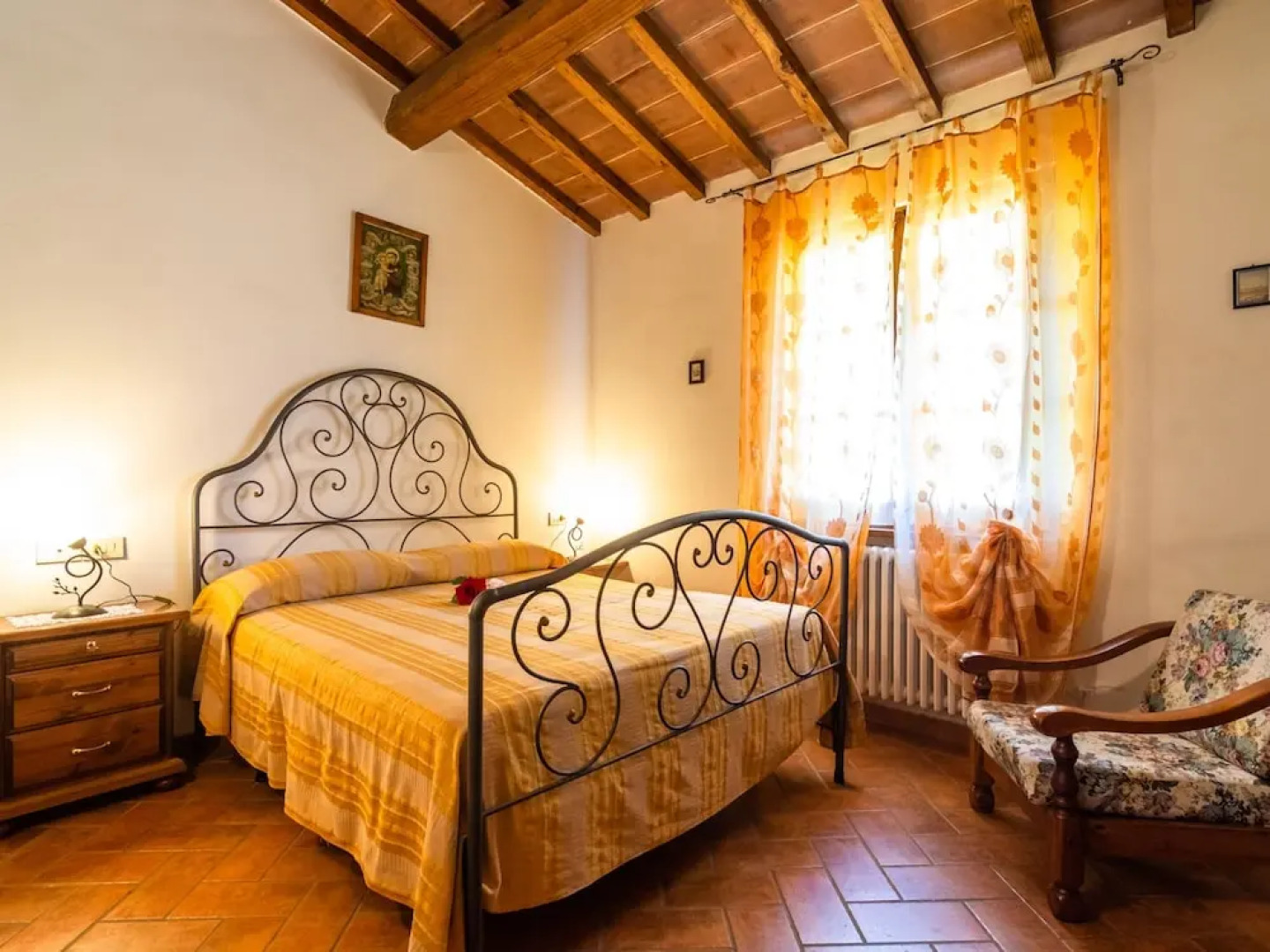 Farmhouse in Tuscany With Panoramic Pool