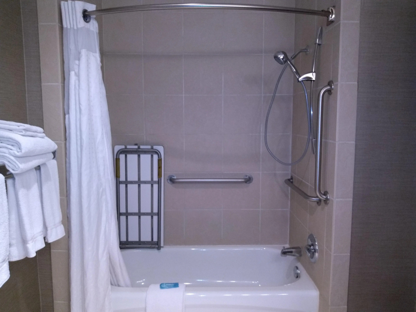 Holiday Inn Express Hotel & Suites Waterford by IHG