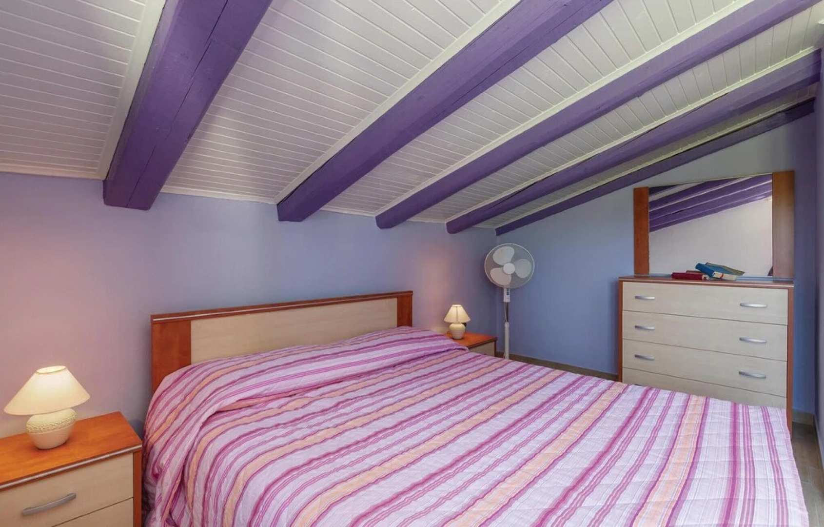 Stunning Home in Tar With Wifi and 4 Bedrooms