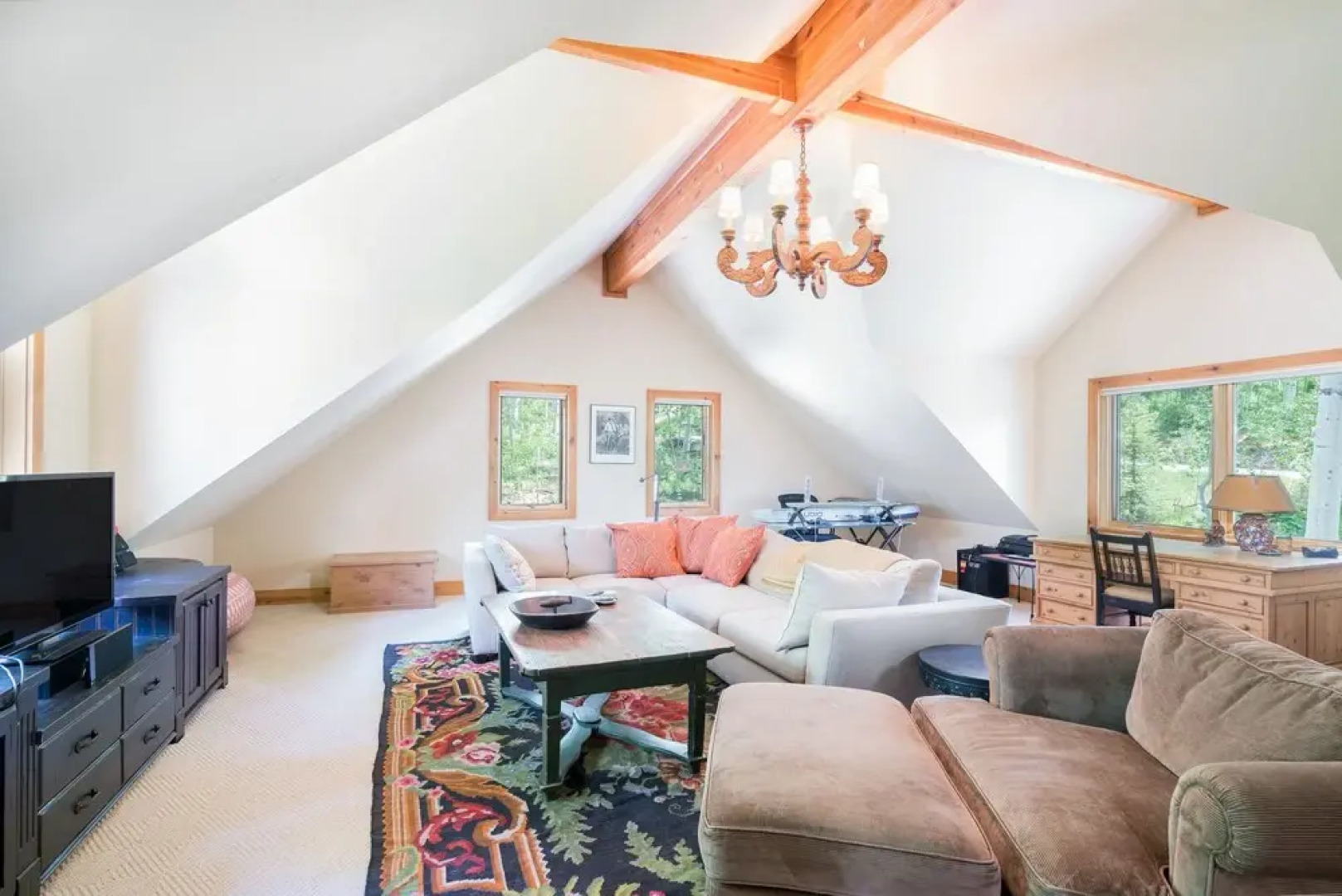 Wapiti Mountain Escape