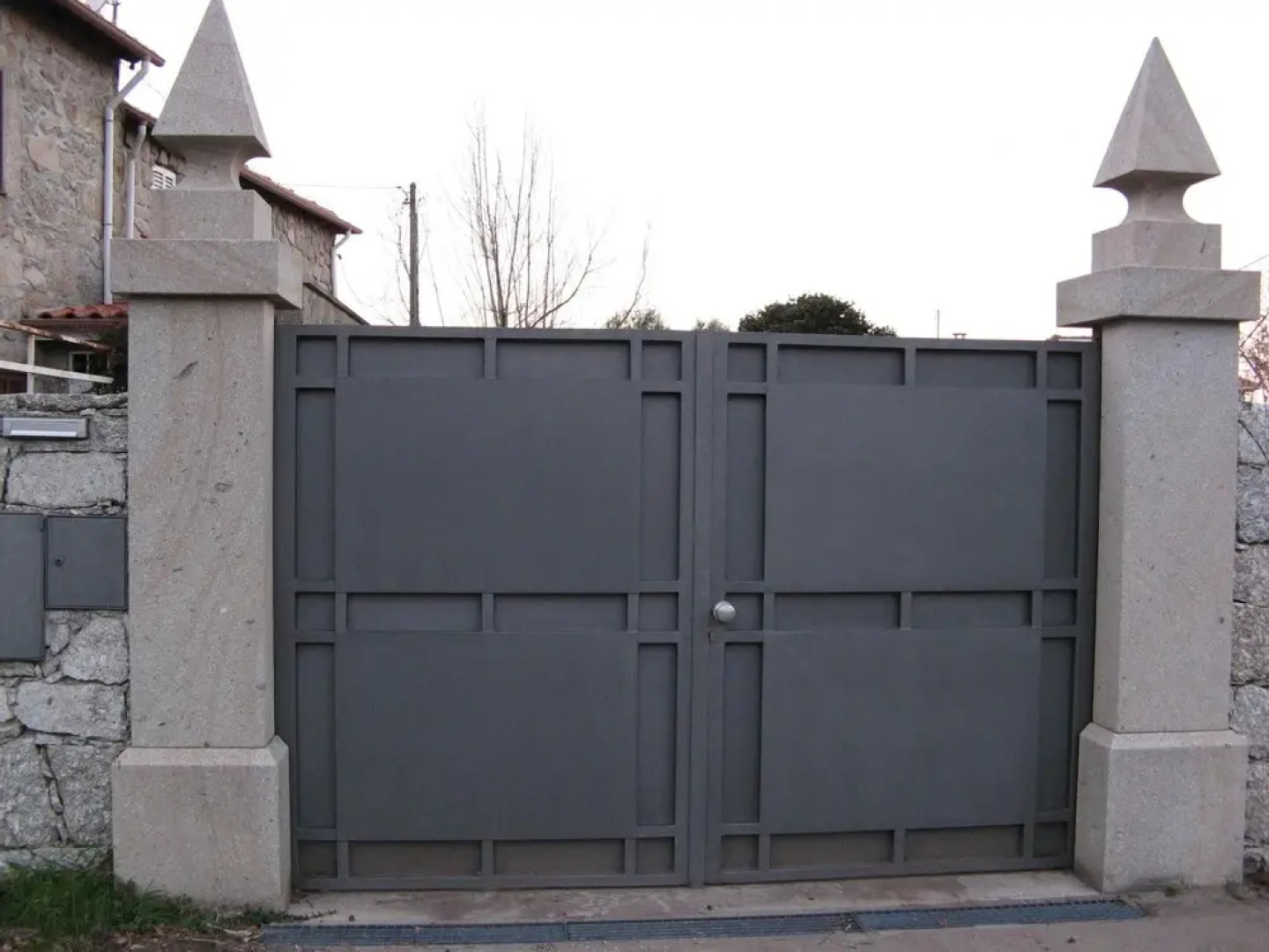 House With 4 Bedrooms in Povoa de Lanhoso, With Wonderful Mountain View, Pool Access and Enclosed Garden - 35 km From the Beach