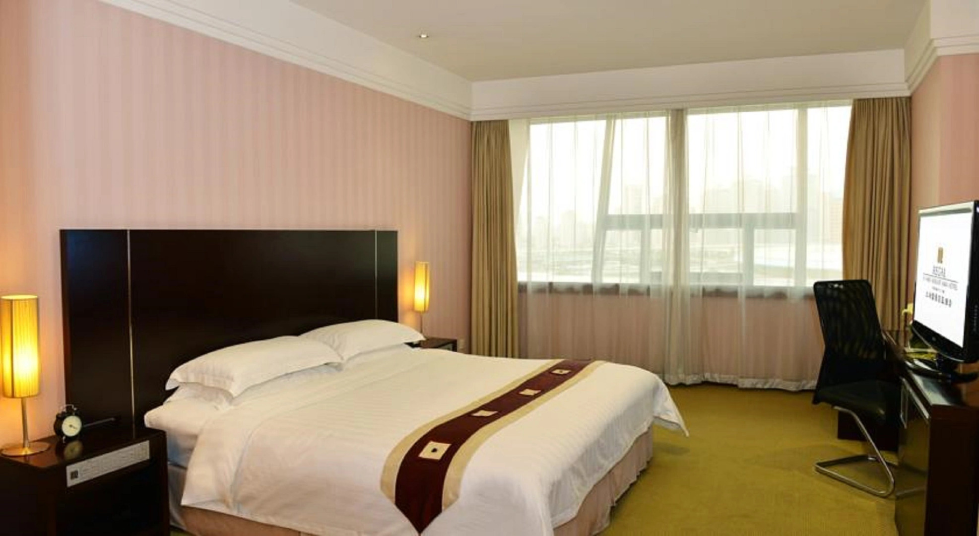 Regal Shanghai East Asia Hotel