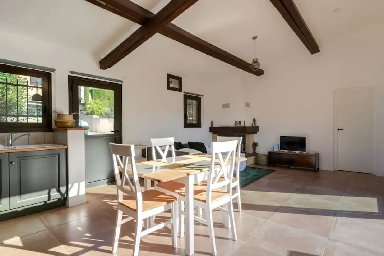 Cottage des Bois Murés Private House